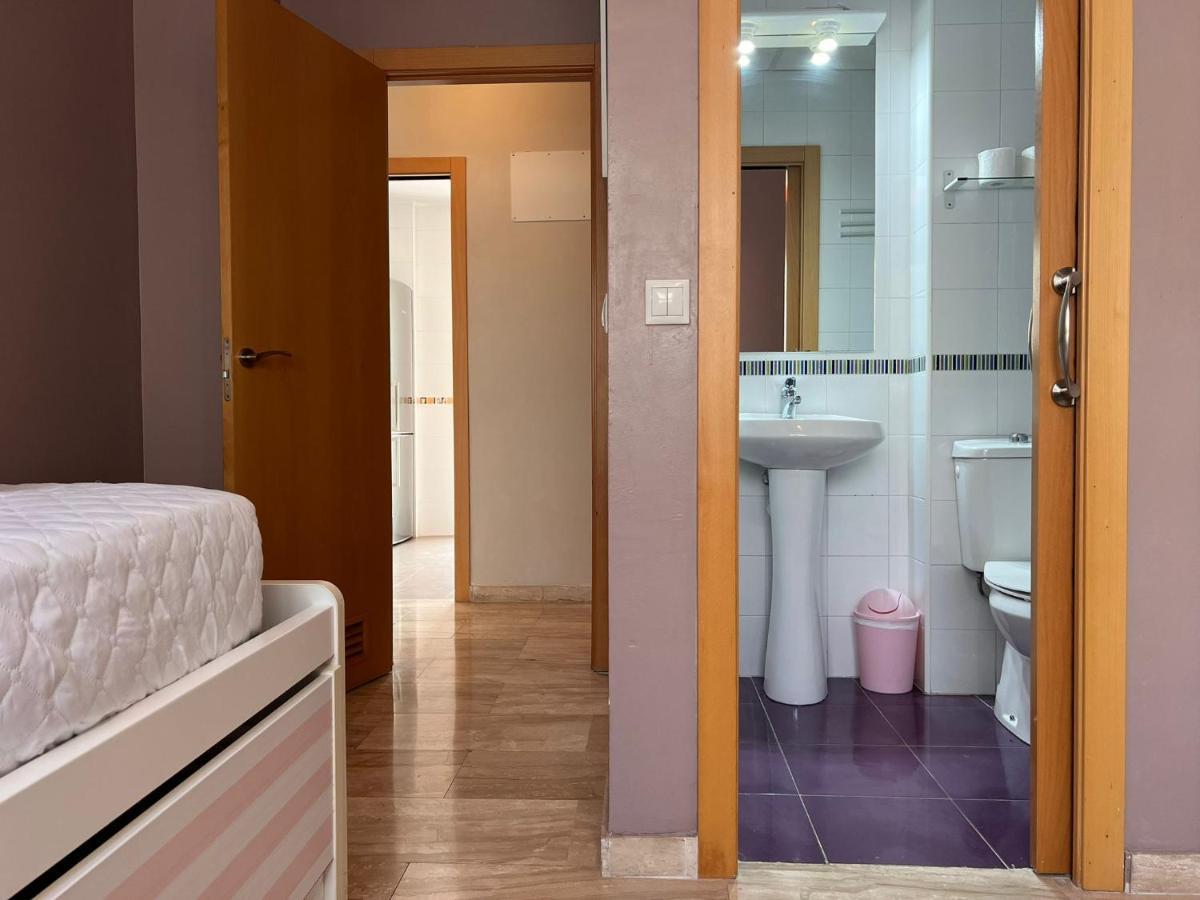 Con Excelente Ubicacion Y Terraza Privada Apartment *